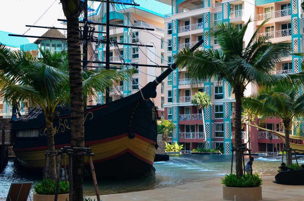 Grand Caribbean Resort Jomtian 파타야 외부 사진